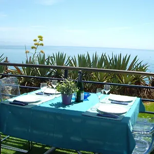 castillo-del-ingles.hotelsinnerja.org/